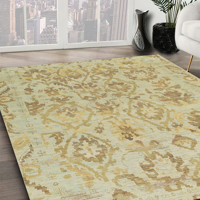 Abstract Metallic Gold Oriental Rug in Family Room, abs1755