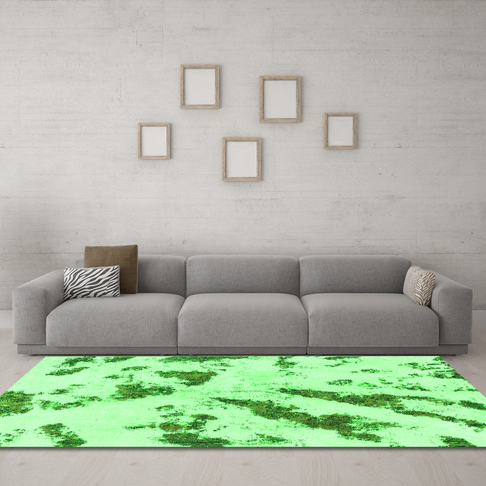 Machine Washable Abstract Green Modern Area Rugs in a Living Room,, wshabs1758grn