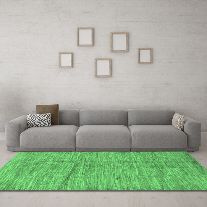 Machine Washable Abstract Emerald Green Modern Area Rugs in a Living Room,, wshabs176emgrn