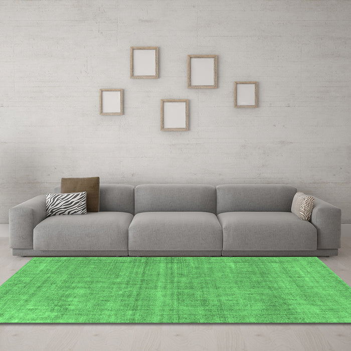 Machine Washable Abstract Emerald Green Modern Area Rugs in a Living Room,, wshabs1770emgrn