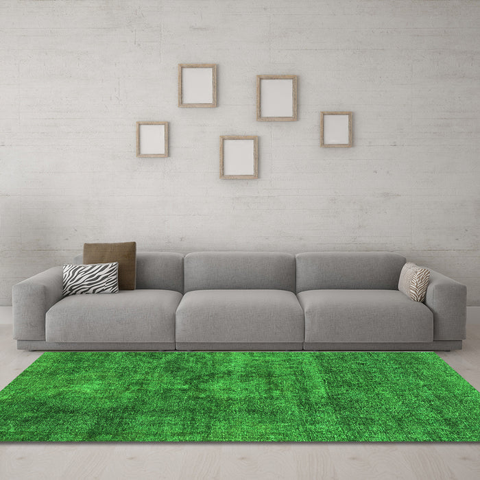 Machine Washable Abstract Green Modern Area Rugs in a Living Room,, wshabs1774grn
