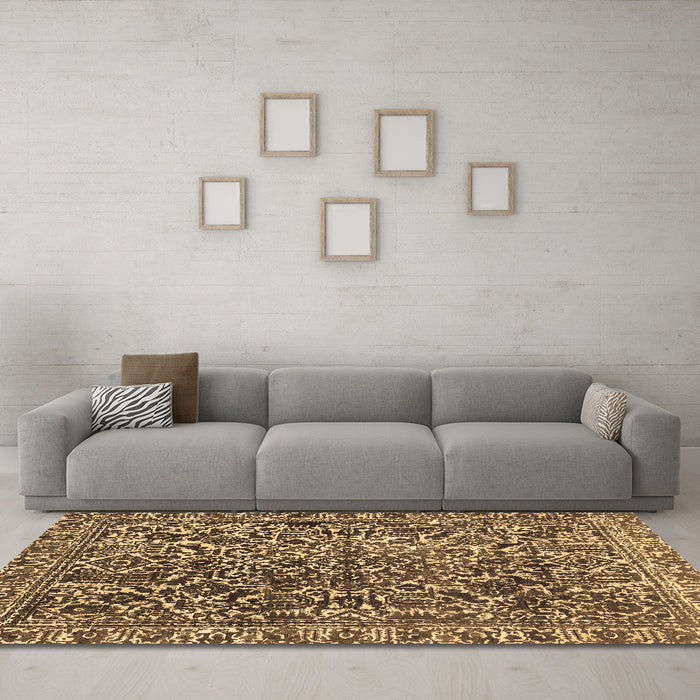 Machine Washable Abstract Brown Modern Rug in a Living Room,, wshabs1778brn