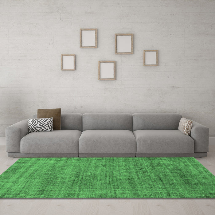 Machine Washable Abstract Emerald Green Modern Area Rugs in a Living Room,, wshabs1779emgrn