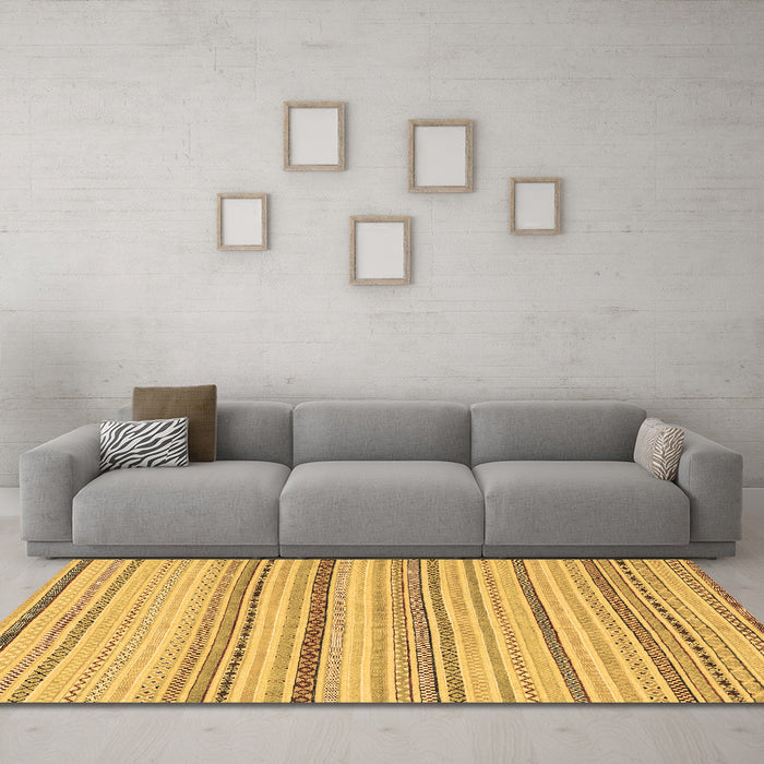 Machine Washable Solid Brown Modern Rug in a Living Room,, wshabs1782brn
