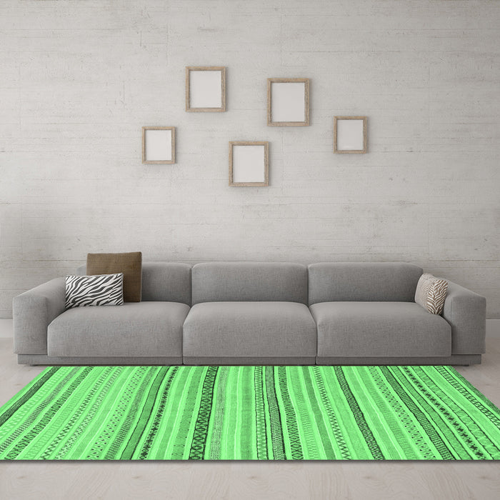 Machine Washable Solid Emerald Green Modern Area Rugs in a Living Room,, wshabs1782emgrn