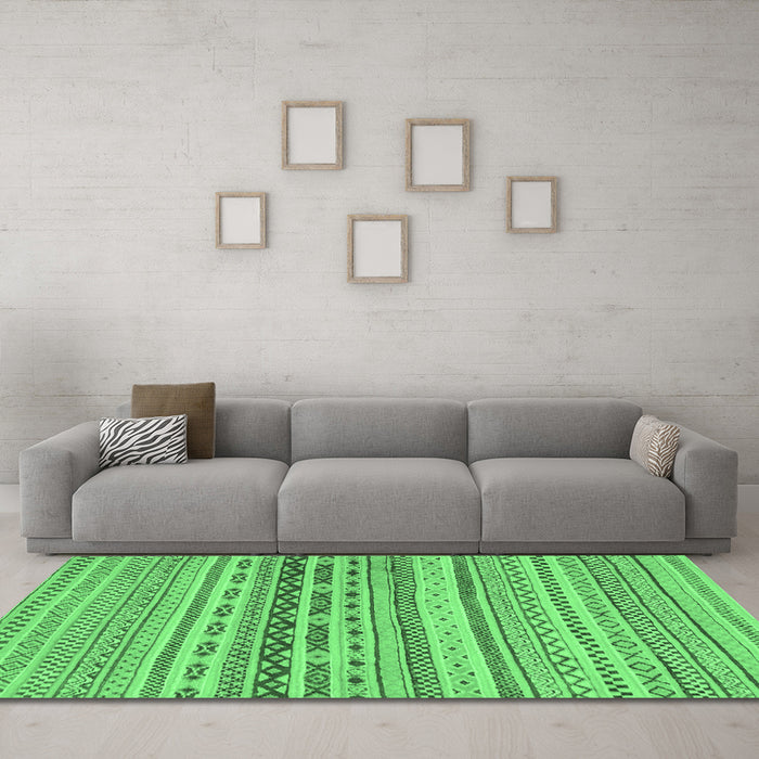 Machine Washable Solid Emerald Green Modern Area Rugs in a Living Room,, wshabs1787emgrn