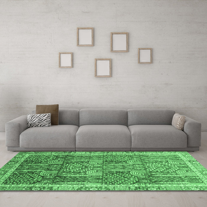 Machine Washable Abstract Emerald Green Modern Area Rugs in a Living Room,, wshabs1794emgrn