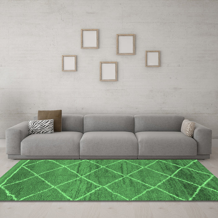 Machine Washable Abstract Emerald Green Modern Area Rugs in a Living Room,, wshabs1795emgrn