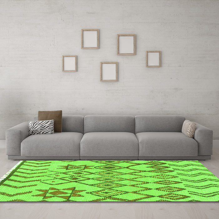 Machine Washable Solid Green Modern Area Rugs in a Living Room,, wshabs1797grn