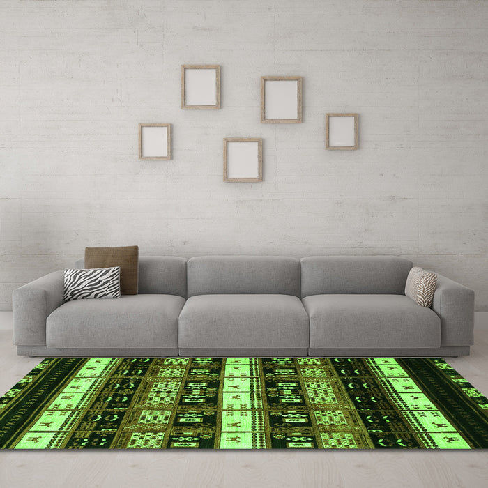 Machine Washable Abstract Green Modern Area Rugs in a Living Room,, wshabs1807grn
