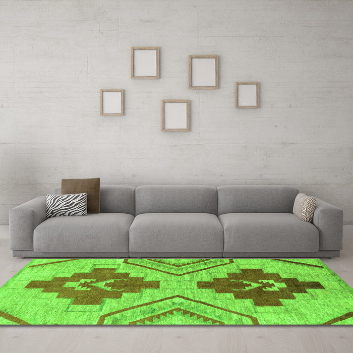 Machine Washable Abstract Green Modern Area Rugs in a Living Room,, wshabs1808grn