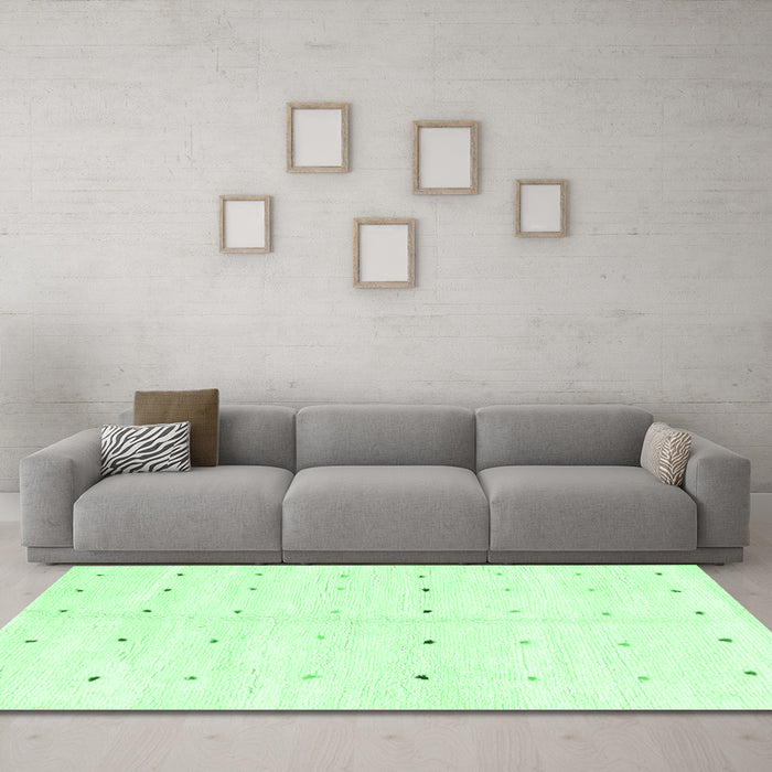 Machine Washable Solid Emerald Green Modern Area Rugs in a Living Room,, wshabs1809emgrn