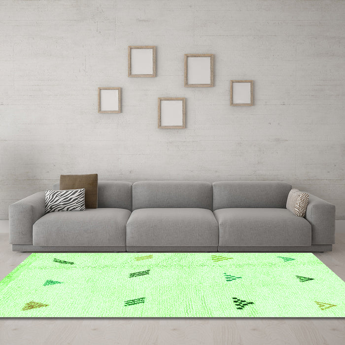 Machine Washable Solid Green Modern Area Rugs in a Living Room,, wshabs1810grn