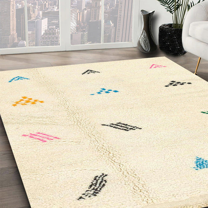 Machine Washable Abstract Gold Rug in a Family Room, wshabs1810