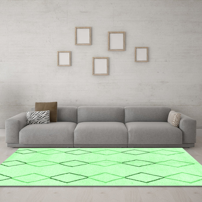 Machine Washable Oriental Emerald Green Modern Area Rugs in a Living Room,, wshabs1812emgrn