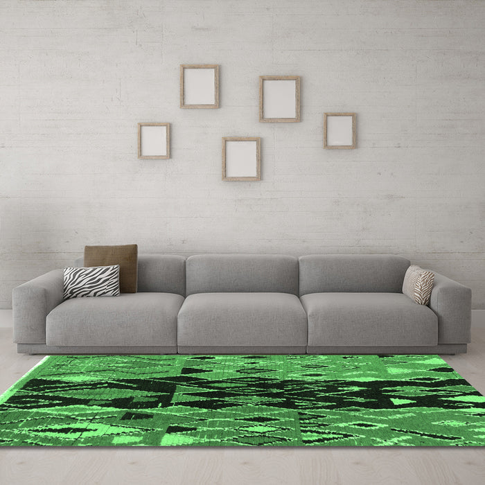 Machine Washable Oriental Emerald Green Modern Area Rugs in a Living Room,, wshabs1813emgrn