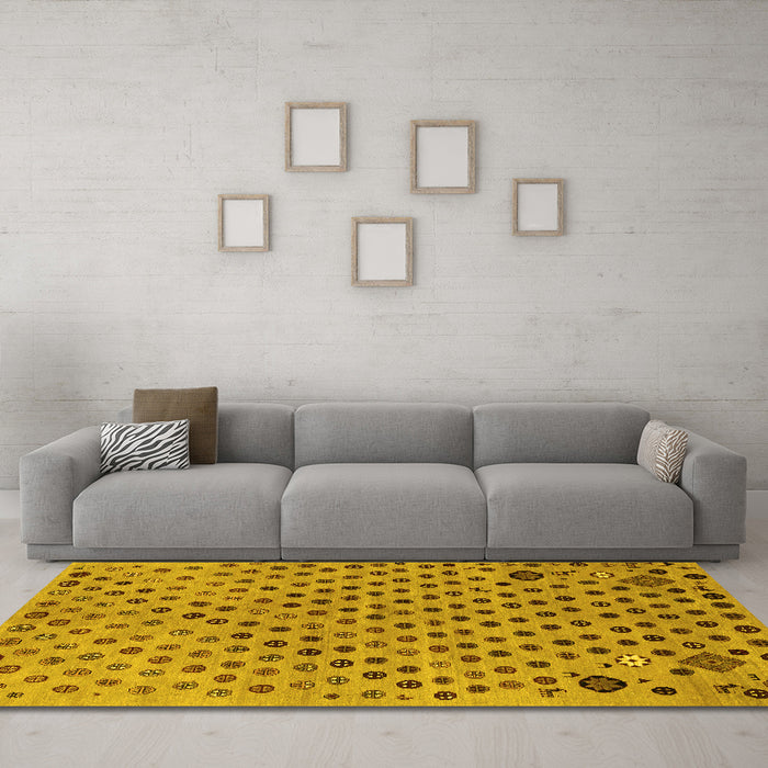 Machine Washable Oriental Yellow Modern Rug in a Living Room, wshabs1821yw