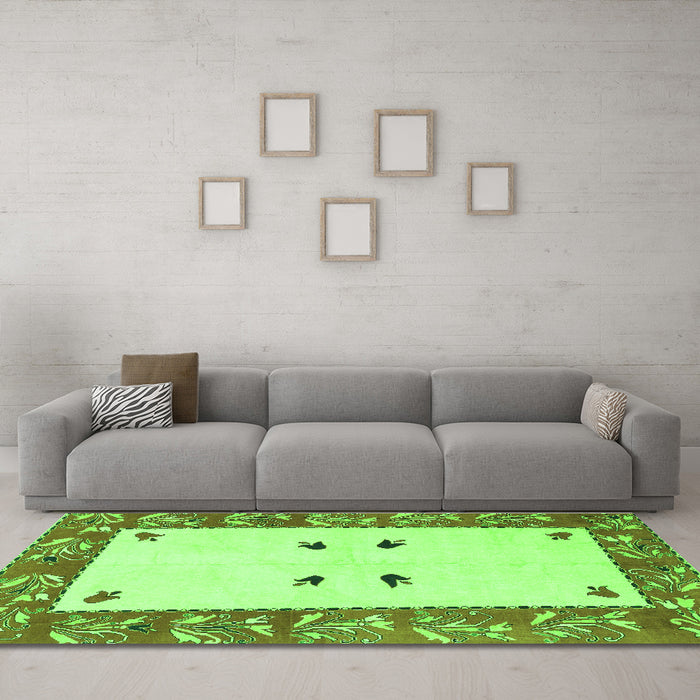 Machine Washable Oriental Green Modern Area Rugs in a Living Room,, wshabs1822grn