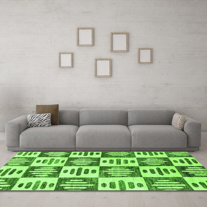 Machine Washable Oriental Green Modern Area Rugs in a Living Room,, wshabs1823grn