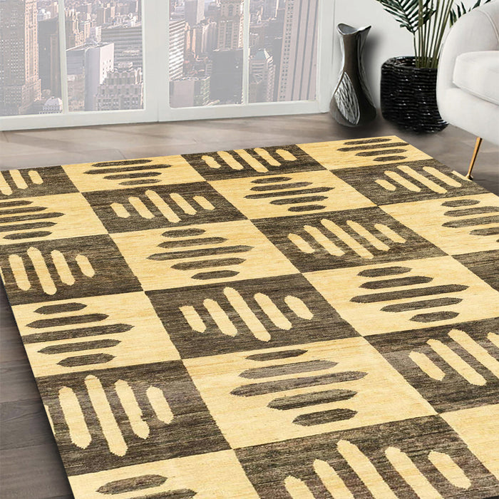 Machine Washable Abstract Chrome Gold Yellow Rug in a Family Room, wshabs1823
