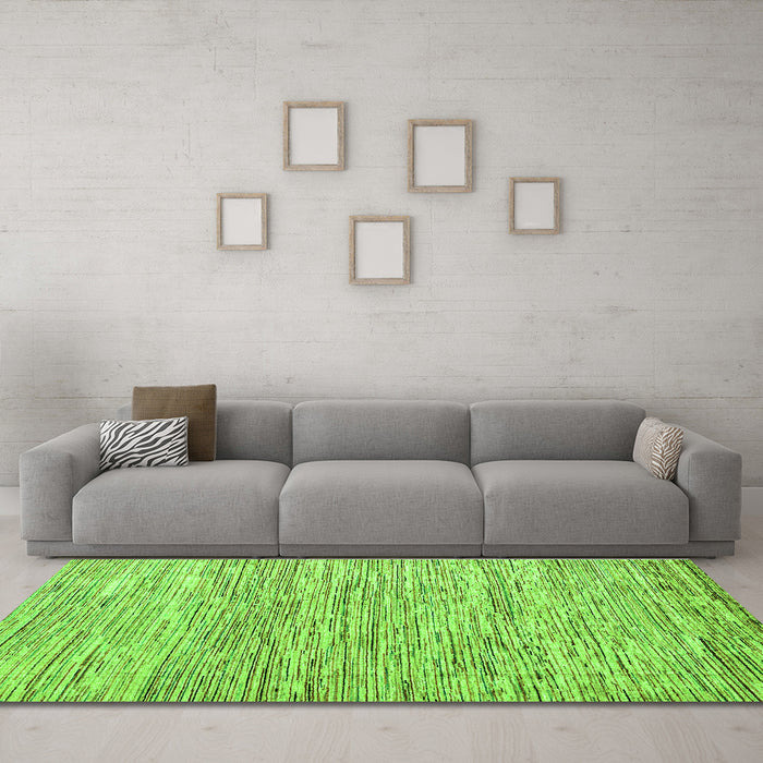 Machine Washable Oriental Green Modern Area Rugs in a Living Room,, wshabs1836grn