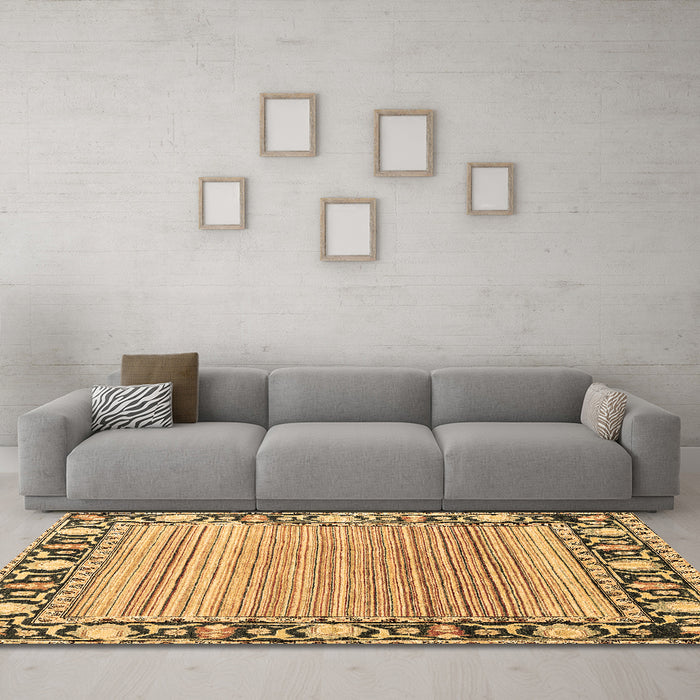 Machine Washable Oriental Brown Modern Rug in a Living Room,, wshabs1837brn