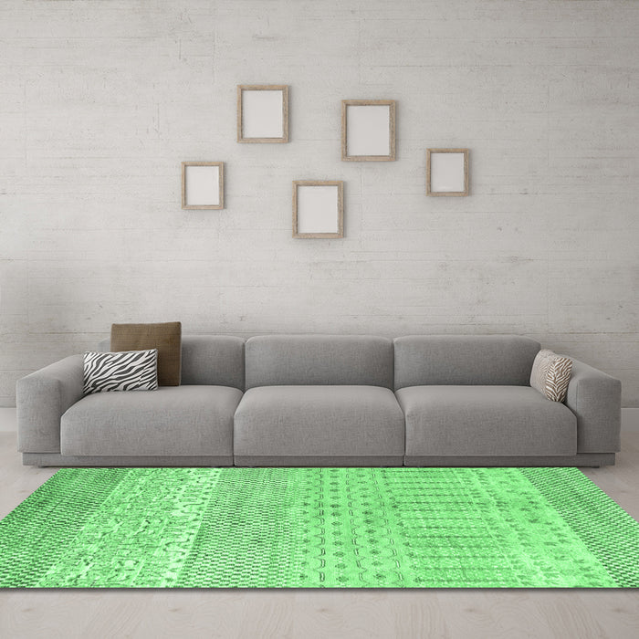 Machine Washable Oriental Emerald Green Modern Area Rugs in a Living Room,, wshabs1840emgrn