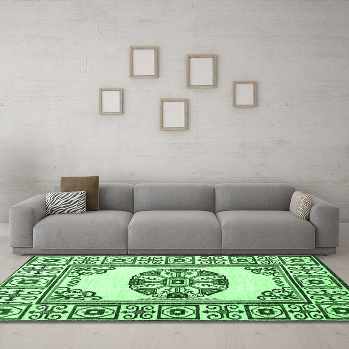Machine Washable Oriental Emerald Green Modern Area Rugs in a Living Room,, wshabs1841emgrn