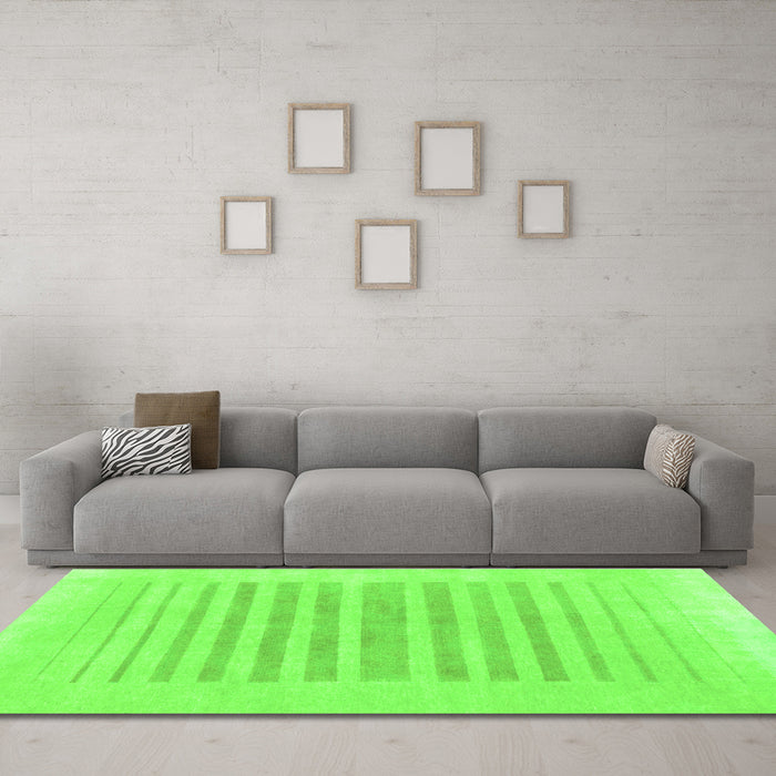 Machine Washable Solid Green Modern Area Rugs in a Living Room,, wshabs1847grn