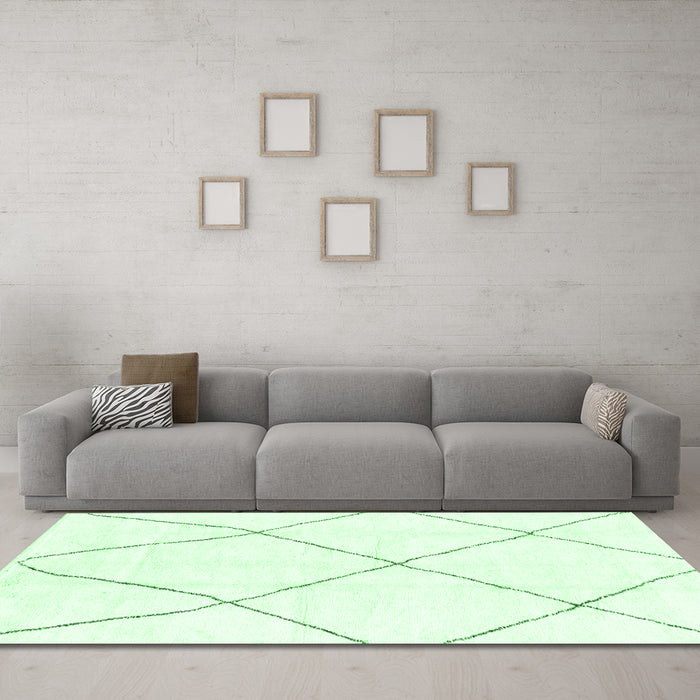 Machine Washable Solid Emerald Green Modern Area Rugs in a Living Room,, wshabs1849emgrn