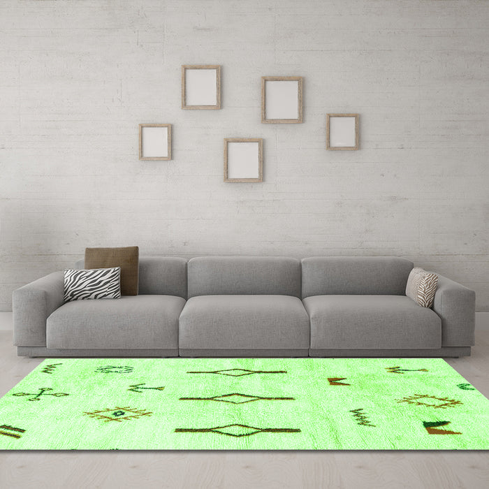 Machine Washable Solid Green Modern Area Rugs in a Living Room,, wshabs1850grn