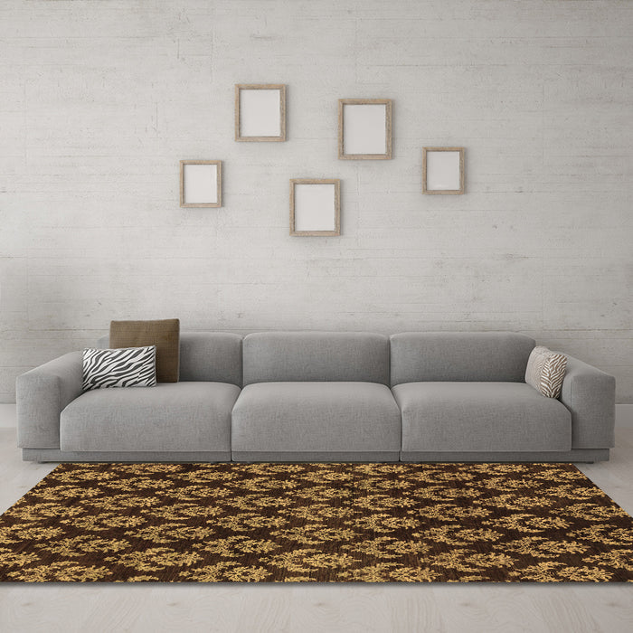 Machine Washable Abstract Brown Modern Rug in a Living Room,, wshabs185brn