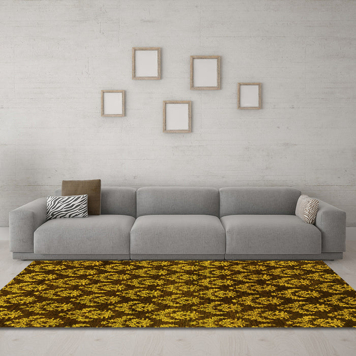 Machine Washable Abstract Yellow Modern Rug in a Living Room, wshabs185yw