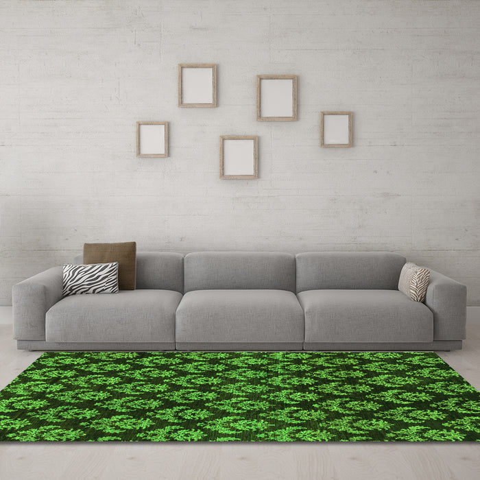 Machine Washable Abstract Green Modern Area Rugs in a Living Room,, wshabs185grn