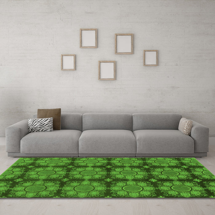 Machine Washable Abstract Green Modern Area Rugs in a Living Room,, wshabs1871grn