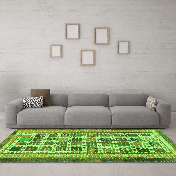 Machine Washable Abstract Green Modern Area Rugs in a Living Room,, wshabs1880grn