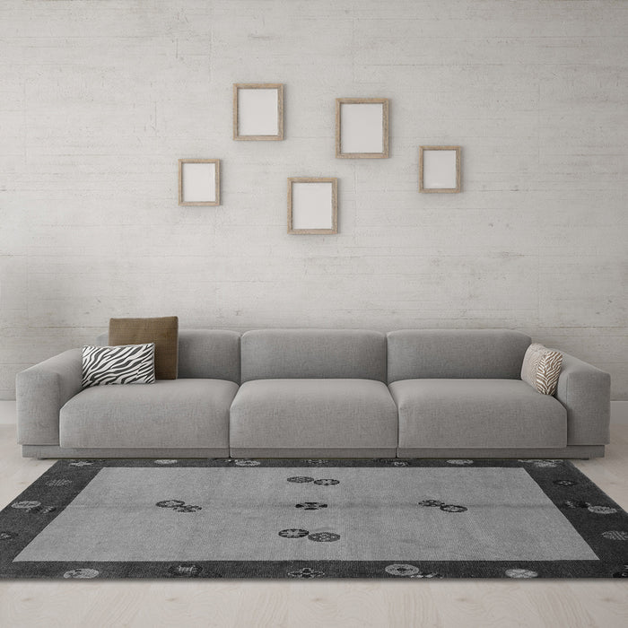 Machine Washable Abstract Gray Modern Rug in a Living Room,, wshabs1885gry