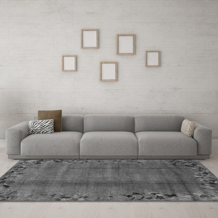 Machine Washable Abstract Gray Modern Rug in a Living Room,, wshabs1889gry