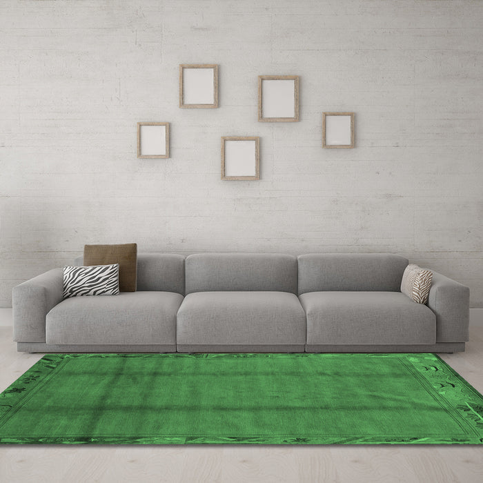 Machine Washable Abstract Emerald Green Modern Area Rugs in a Living Room,, wshabs1891emgrn