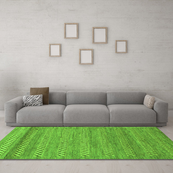 Machine Washable Abstract Green Modern Area Rugs in a Living Room,, wshabs18grn