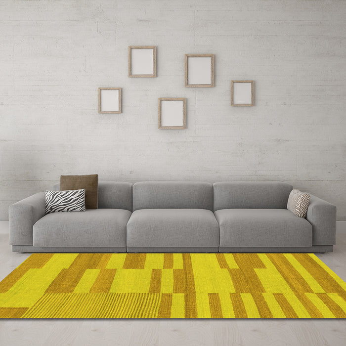 Machine Washable Abstract Yellow Modern Rug in a Living Room, wshabs1915yw