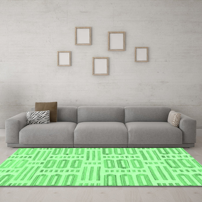 Machine Washable Solid Emerald Green Modern Area Rugs in a Living Room,, wshabs1918emgrn
