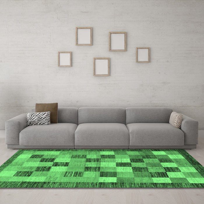 Machine Washable Checkered Emerald Green Modern Area Rugs in a Living Room,, wshabs191emgrn