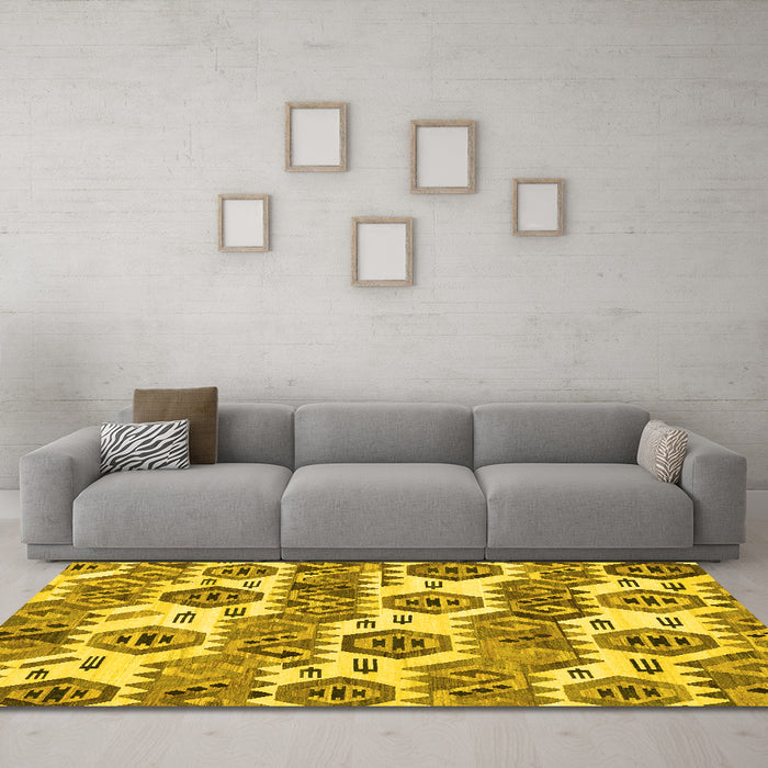 Machine Washable Abstract Yellow Modern Rug in a Living Room, wshabs1925yw