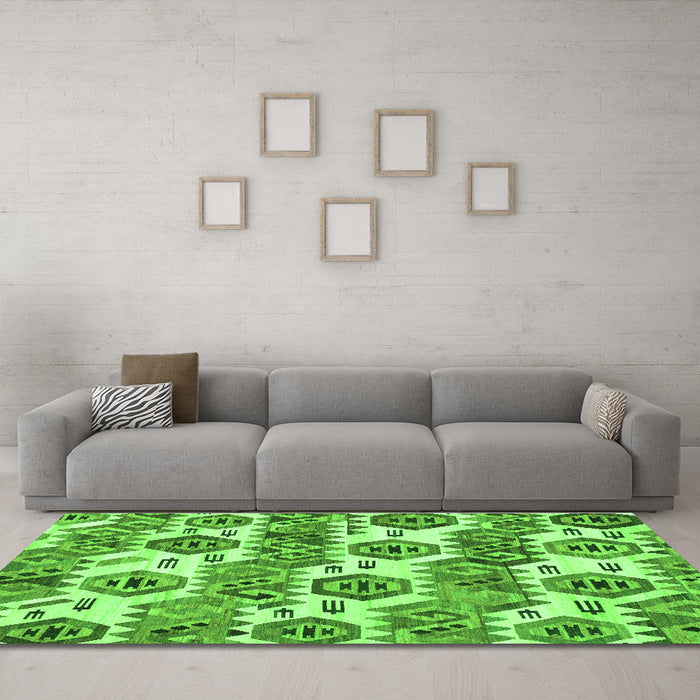 Machine Washable Abstract Green Modern Area Rugs in a Living Room,, wshabs1925grn