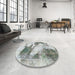 Round Machine Washable Abstract Light Gray Rug in a Office, wshabs1935