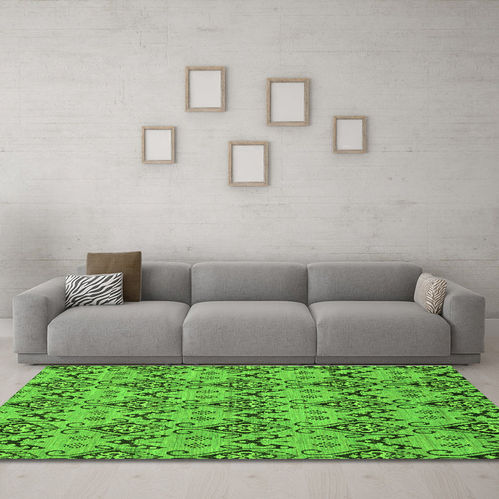 Machine Washable Abstract Green Modern Area Rugs in a Living Room,, wshabs193grn
