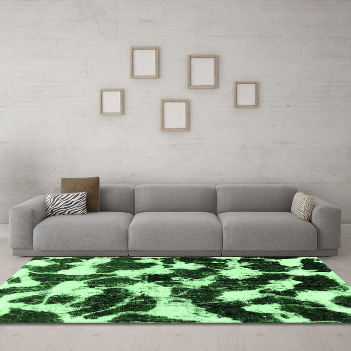 Machine Washable Abstract Emerald Green Modern Area Rugs in a Living Room,, wshabs1946emgrn