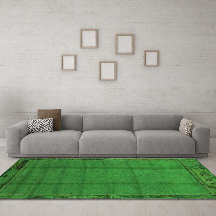 Machine Washable Abstract Green Modern Area Rugs in a Living Room,, wshabs1955grn