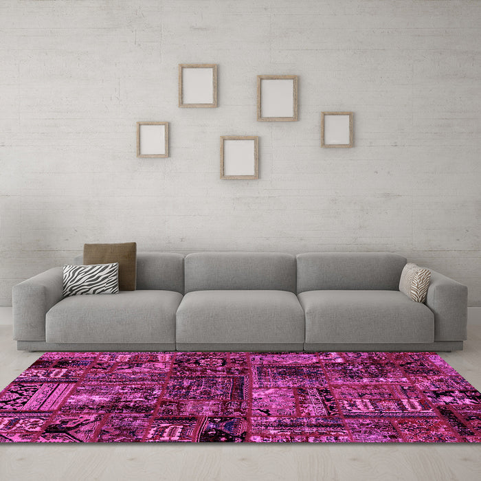 Machine Washable Patchwork Pink Transitional Rug in a Living Room, wshabs1957pnk